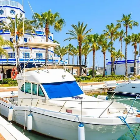 Puerto Deportivo, Apartmán *